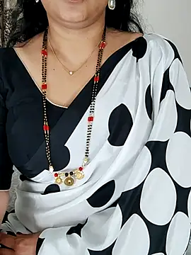 Snapshot of Indian_desi_wife chatting on April 3, 2026, 1:34 am Indian desi wife online show from April 3, 2026, 1:34 am