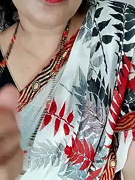 Snapshot of Indian_desi_wife chatting on April 22, 2026, 1:56 am Indian desi wife online show from April 22, 2026, 1:56 am