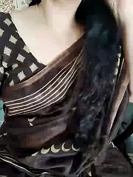 Indian desi wife online show from December 28, 2024, 2:43 am