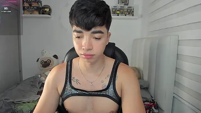 santy7v7 online show from April 12, 2026, 1:36 pm