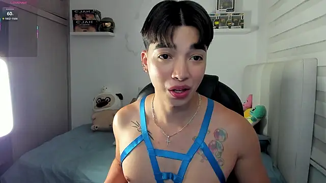 santy7v7 online show from January 18, 2026, 1:47 pm