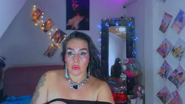 sweet vanessa 22 online show from February 13, 2026, 4:12 am