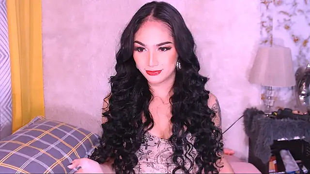 Snapshot of Oriental_Tiara chatting on February 17, 2025, 5:58 am Oriental Tiara online show from February 17, 2025, 5:58 am