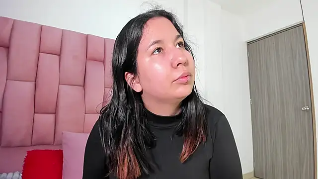 Lia sarahi online show from January 18, 2026, 11:46 am