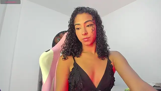 khaliope online show from November 5, 2025, 3:42 am