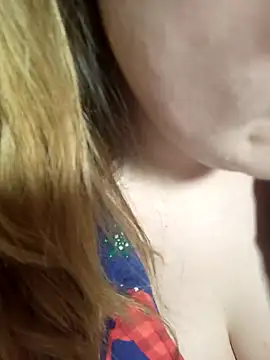 DienkaGreen online show from December 14, 2024, 1:49 am