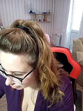 DienkaGreen online show from February 24, 2025, 6:27 am