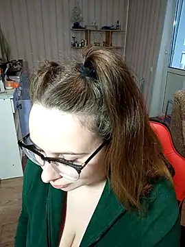 DienkaGreen online show from February 27, 2025, 11:17 am