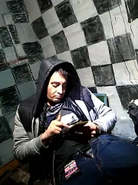 Wero4200 online show from January 13, 2026, 4:44 pm