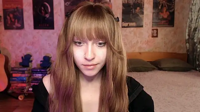 Friendly Ellie online show from May 23, 2026, 12:20 am