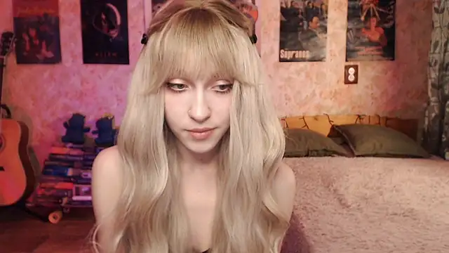 Friendly Ellie online show from March 2, 2025, 11:17 pm