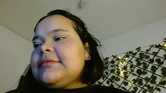 Snapshot of sexychubby___ chatting on March 20, 2025, 6:19 am sexychubby online show from March 20, 2025, 6:19 am