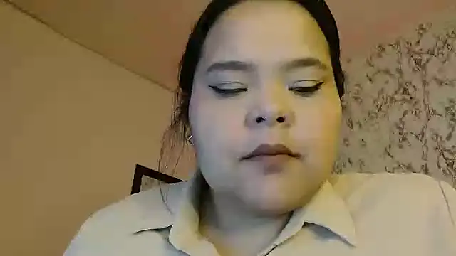 Snapshot of sexychubby___ chatting on October 3, 2025, 7:37 pm sexychubby online show from October 3, 2025, 7:37 pm