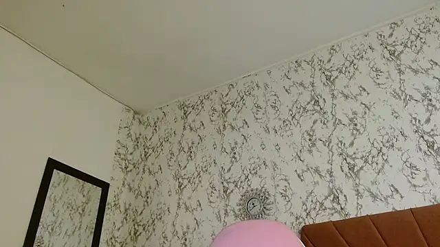 Snapshot of sexychubby___ chatting on November 9, 2025, 3:10 am sexychubby online show from November 9, 2025, 3:10 am