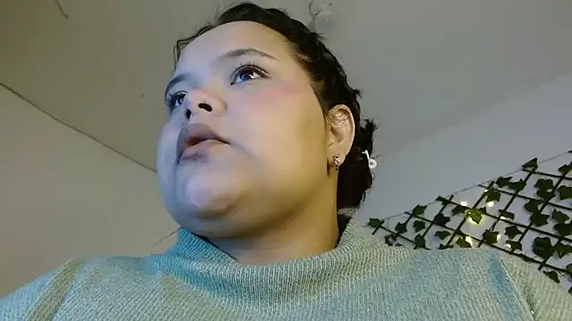 Snapshot of sexychubby___ chatting on March 6, 2025, 2:41 am sexychubby online show from March 6, 2025, 2:41 am