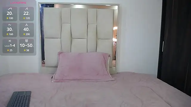 Snapshot of AmandaRousel chatting on January 26, 2025, 3:25 pm AmandaRousel online show from January 26, 2025, 3:25 pm