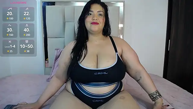 Snapshot of AmandaRousel chatting on March 3, 2025, 3:22 pm AmandaRousel online show from March 3, 2025, 3:22 pm