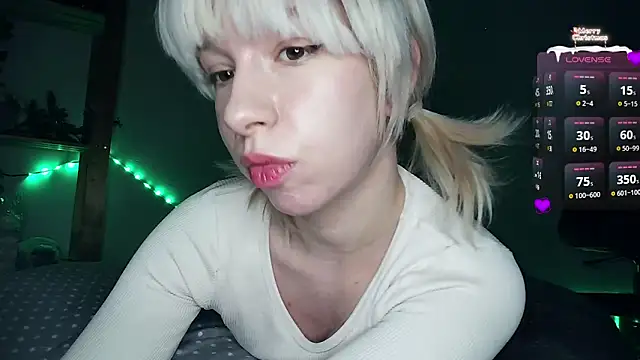 cruellagoth666 online show from January 22, 2025, 4:23 pm