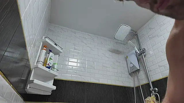 lukegunn online show from September 9, 2025, 10:52 pm