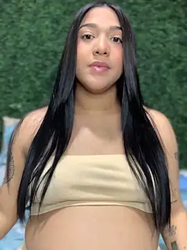 Amandanauty online show from February 7, 2025, 8:20 pm