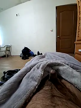 Calamaco07 online show from October 6, 2025, 1:23 pm