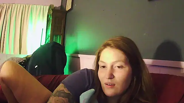 Snapshot of Angelk43 chatting on July 20, 2026, 2:52 am Angelk43 online show from July 20, 2026, 2:52 am