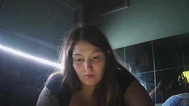 Snapshot of Angelk43 chatting on July 24, 2026, 3:46 am Angelk43 online show from July 24, 2026, 3:46 am