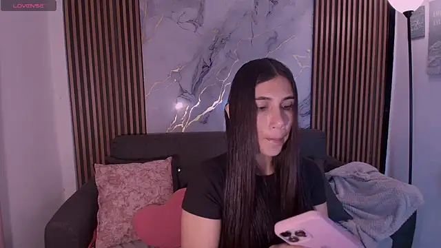 MarieJaneX online show from October 18, 2025, 6:32 pm