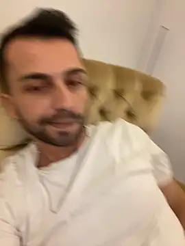 Emre-34 online show from November 9, 2025, 3:49 pm