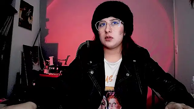 Scarlett Sen online show from November 21, 2025, 1:10 pm