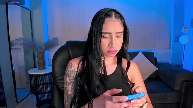 NickyLawson online show from September 26, 2025, 3:35 am