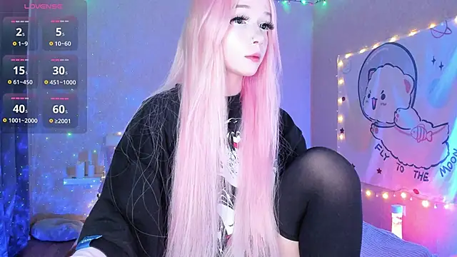 Misty Shadow online show from December 4, 2025, 10:53 pm