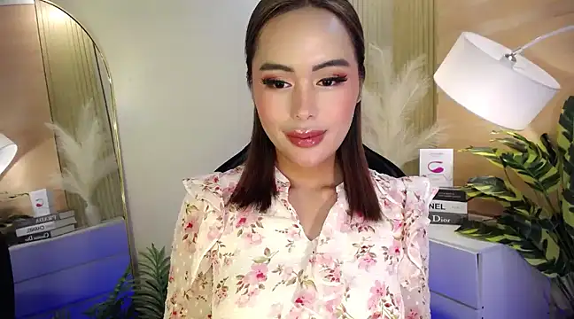 HeavenlyStar online show from February 25, 2025, 3:42 pm