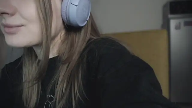 mollytuck online show from January 18, 2025, 12:04 pm