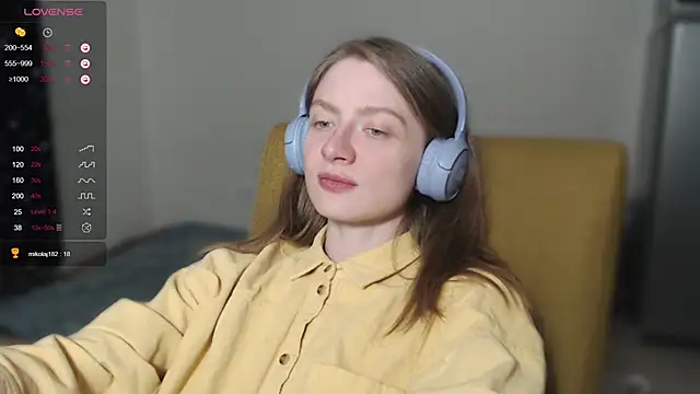 mollytuck online show from December 8, 2024, 1:58 pm