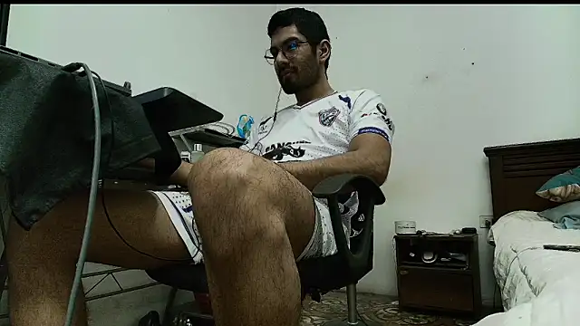 x-sebastian online show from March 31, 2026, 7:27 pm