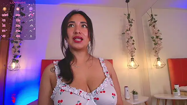 Snapshot of Athompzon chatting on April 8, 2026, 11:12 am Athompzon online show from April 8, 2026, 11:12 am