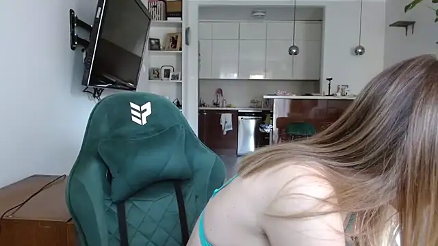 illusorycat online show from October 21, 2025, 10:36 am