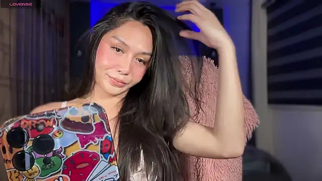 UrdreamTSgirl online show from October 6, 2025, 11:55 am