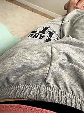 MAHKE12 online show from September 28, 2025, 9:05 am