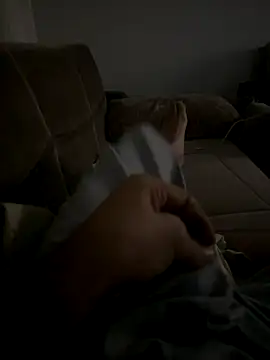 MAHKE12 online show from September 23, 2025, 9:55 pm