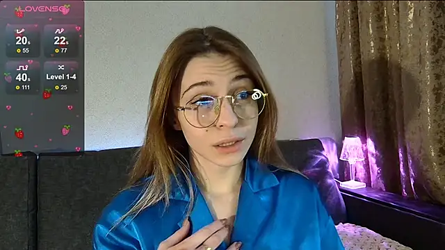 LovelyKatea online show from March 1, 2025, 12:23 pm