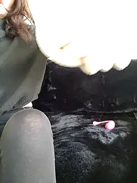 LanaCorona online show from November 18, 2025, 8:39 am