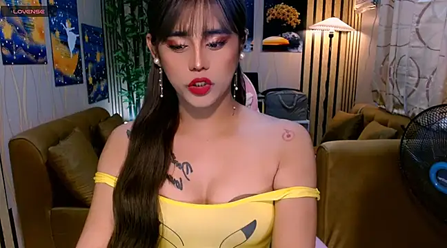 UrSweetKatCakes online show from March 10, 2025, 1:01 am