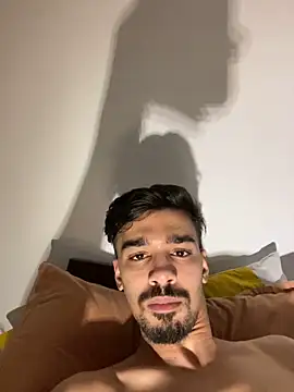 Hermanooooooo online show from March 23, 2025, 5:43 am