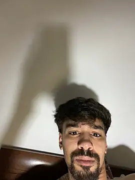 Hermanooooooo online show from February 12, 2026, 7:41 am