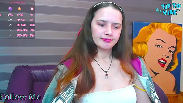 iris nikhols online show from October 31, 2025, 7:54 pm