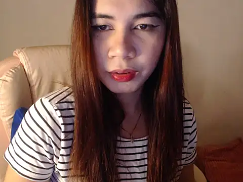 TransPetite1 online show from March 7, 2025, 2:46 am