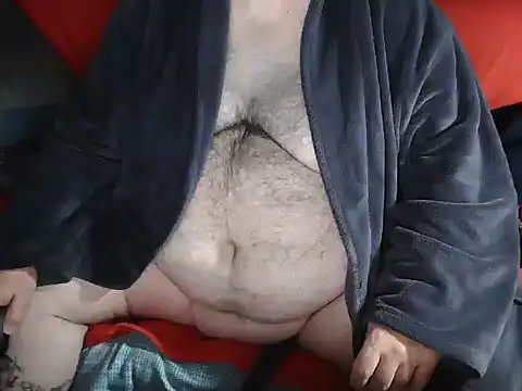 onkelgrau65 online show from October 31, 2025, 6:04 pm