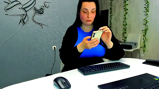 WorshipLilit online show from February 11, 2026, 5:57 pm